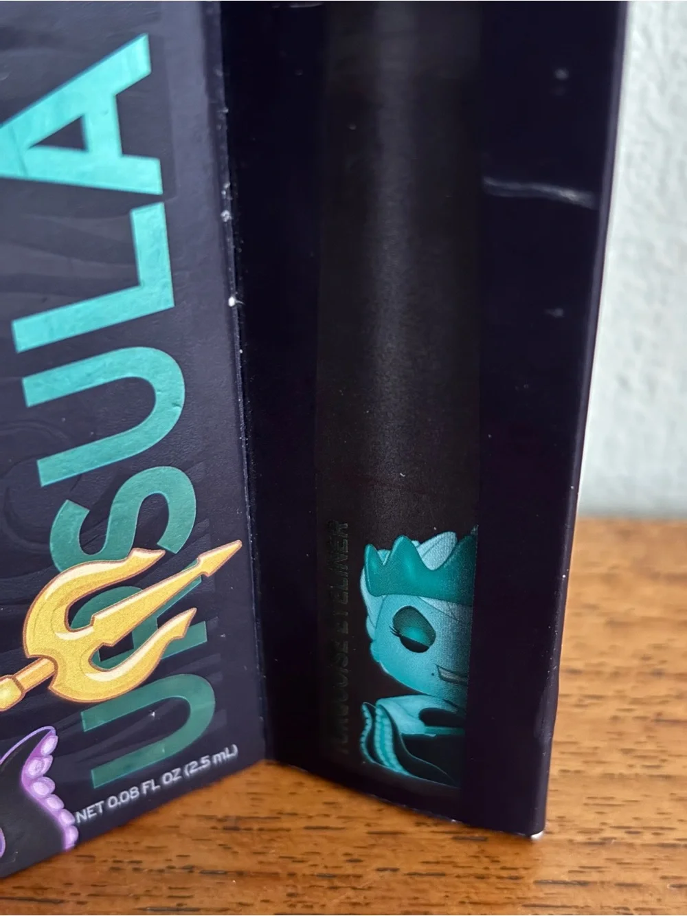 Funko pop disney villains Ursula eyeliner in box